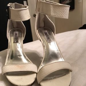 Jennifer Lopez White Heels